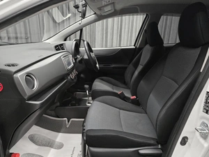 Хетчбэк Toyota Vitz 2014 года, 799000 рублей, Красноярск