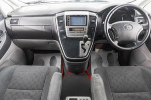 Минивэн Toyota Alphard 2008 года, 1889000 рублей, Барнаул