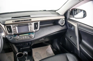 Внедорожник Toyota RAV4 2013 года, 1799000 рублей, Пермь