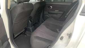 Седан Nissan Tiida 2013 года, 756000 рублей, Солонцы