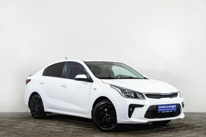 Седан Kia Rio 2017 года, 1169000 рублей, Сургут