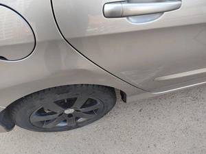 Универсал Peugeot 308 2011 года, 450000 рублей, Красноярск