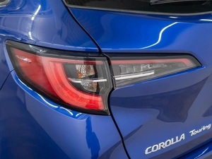 Универсал Toyota Corolla 2019 года, 1805000 рублей, Красноярск