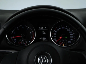 Хетчбэк Volkswagen Golf 2012 года, 998999 рублей, Москва