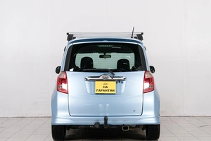 Хетчбэк Toyota Ractis 2006 года, 679000 рублей, Красноярск
