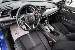 Седан Honda Civic 2018 года, 2349000 рублей, Красноярск