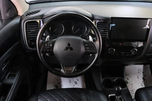 Внедорожник Mitsubishi Outlander 2014 года, 1799000 рублей, Омск