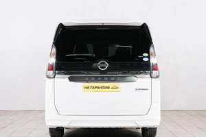 Минивэн Nissan Serena 2018 года, 1929000 рублей, Красноярск