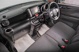 Хетчбэк Honda N-BOX 2013 года, 779000 рублей, Томск
