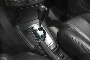 Седан Toyota Avensis 2006 года, 899000 рублей, Новокузнецк