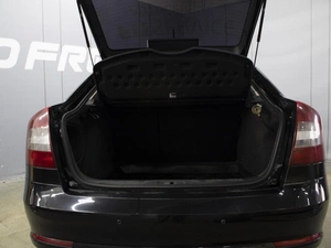 Лифтбек Skoda Octavia 2011 года, 560000 рублей, Омск