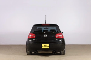 Хетчбэк Volkswagen Golf 2005 года, 659000 рублей, Новосибирск