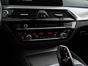 Универсал BMW 5 серия 2018 года, 3298444 рублей, Москва