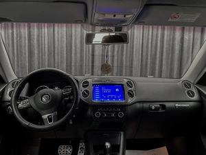 Внедорожник Volkswagen Tiguan 2011 года, 1200000 рублей, Красноярск