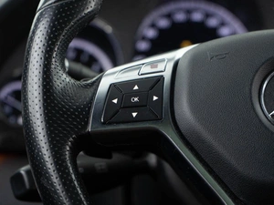 Седан Mercedes-benz E-класс 2012 года, 1700077 рублей, Москва