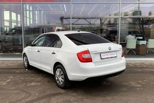 Лифтбек Skoda Rapid 2015 года, 940000 рублей, Солонцы