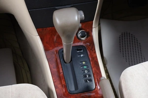 Седан Toyota Corolla 2002 года, 649000 рублей, Новосибирск