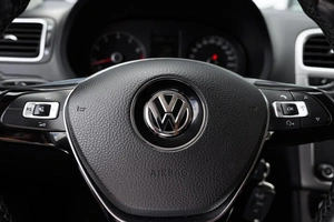 Седан Volkswagen Polo 2016 года, 999000 рублей, Ульяновск