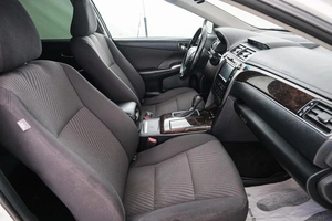 Седан Toyota Camry 2016 года, 1849000 рублей, Красноярск