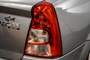 Седан Renault Logan 2011 года, 589000 рублей, Барнаул