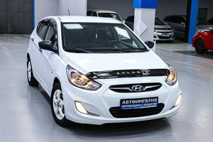 Хетчбэк Hyundai Solaris 2013 года, 897000 рублей, Солонцы