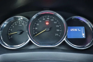 Хэтчбек Renault Sandero 2018 года, 905000 рублей, Мирное