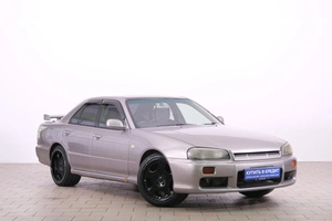 Седан Nissan Skyline 1988 года, 639000 рублей, Омск
