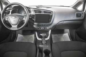Хетчбэк Kia Ceed 2016 года, 899000 рублей, Кемерово