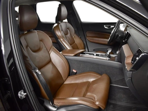 Внедорожник Volvo XC60 2018 года, 3089900 рублей, Казань