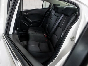 Седан Mazda Axela 2018 года, 1569000 рублей, Краснодар