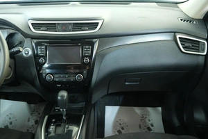 Внедорожник Nissan X-Trail 2017 года, 2289000 рублей, Омск
