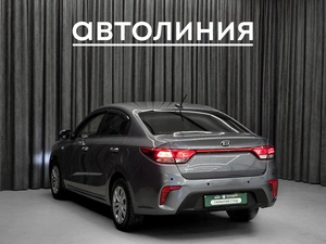 Седан Kia Rio 2019 года, 1430000 рублей, Красноярск