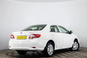 Седан Toyota Corolla 2013 года, 1379000 рублей, Пермь