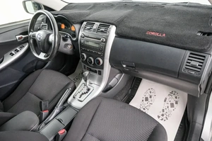 Седан Toyota Corolla 2012 года, 939000 рублей, Красноярск