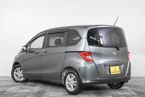Минивэн Honda Freed 2010 года, 1029000 рублей, Кемерово