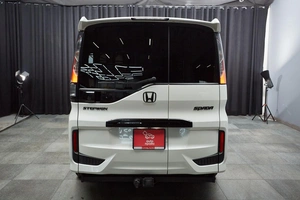 Минивэн Honda Stepwgn Spada 2019 года, 2450000 рублей, Красноярск