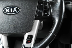 Внедорожник Kia Sorento 2011 года, 1359000 рублей, Тюмень