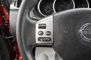 Седан Nissan Tiida 2010 года, 769000 рублей, Барнаул