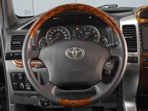 Внедорожник Toyota Land Cruiser Prado 2008 года, 2460000 рублей, Омск
