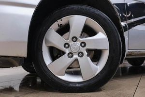 Минивэн Toyota Voxy 2006 года, 889000 рублей, Новокузнецк