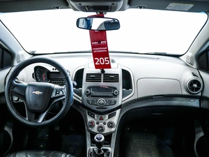 Седан Chevrolet Aveo 2012 года, 670000 рублей, Красноярск