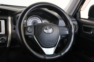 Универсал Toyota Corolla Fielder 2014 года, 1599000 рублей, Омск