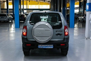 Внедорожник Chevrolet Niva 2016 года, 758000 рублей, Солонцы