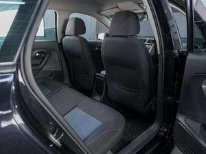 Седан Volkswagen Polo 2013 года, 879000 рублей, Сургут