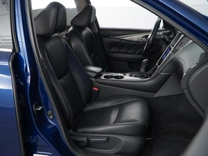Седан Infiniti Q50 2017 года, 1999050 рублей, Москва