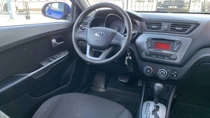Седан Kia Rio 2013 года, 790000 рублей, Солонцы