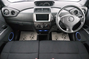 Минивэн Toyota bB 2012 года, 849000 рублей, Красноярск