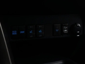 Внедорожник Toyota RAV4 2012 года, 1890000 рублей, Тюмень