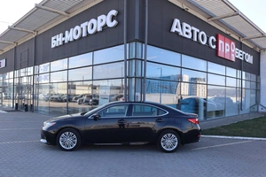 Седан Lexus ES 2014 года, 2500000 рублей, Мирное