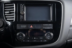 Внедорожник Mitsubishi Outlander 2015 года, 1599000 рублей, Оренбург